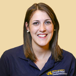 Headshot of Sarah Robitaille